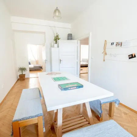 Apartment The Gem Bratislava